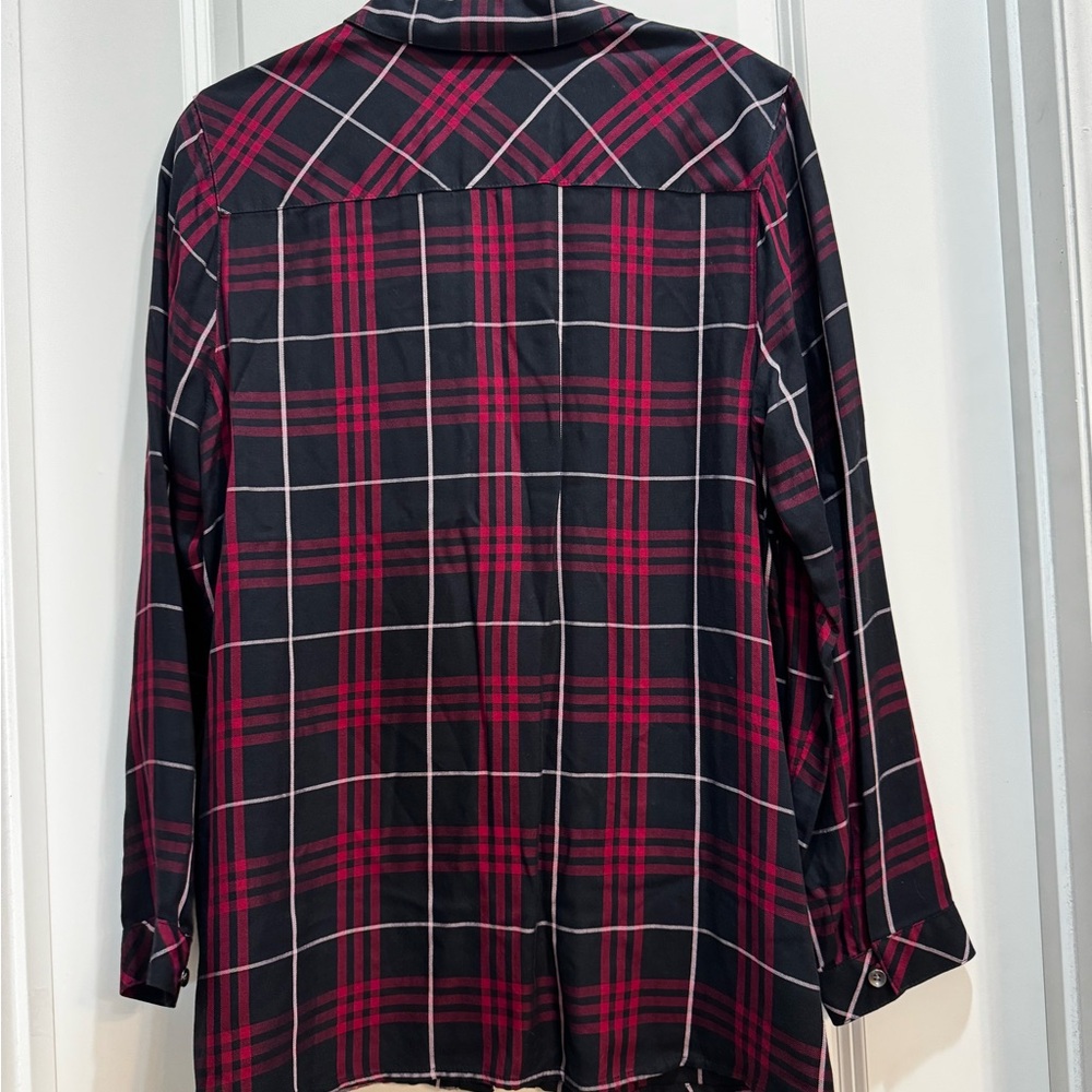 J Jill Red/Black Plaid Down Shirt Medium Long Sleeves armpit To Armpit 21” - Picture 6 of 6